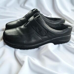 Nurse‎ Mates Pillowtop Women's Black Leather Clogs Slip On Shoes 8-8.5?